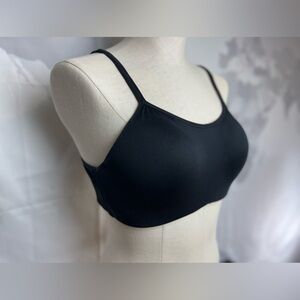 Women’s Halston 38B Bra color Black NWOT
